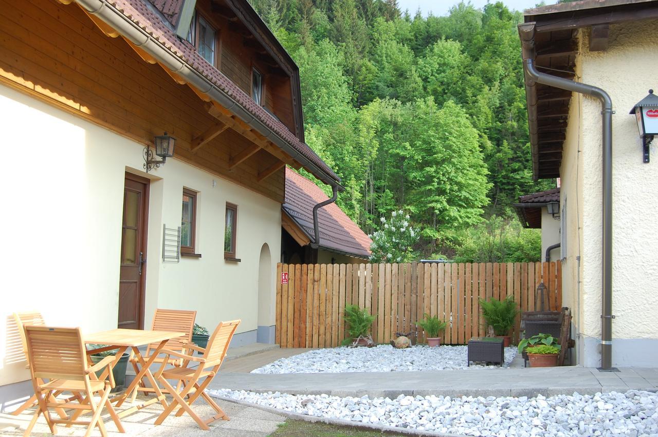 Gasthof Martinihof Latschach ober dem Faakersee Exterior foto